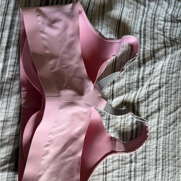 Victoria Secret Sport Bra 36D - Picture 10 of 11